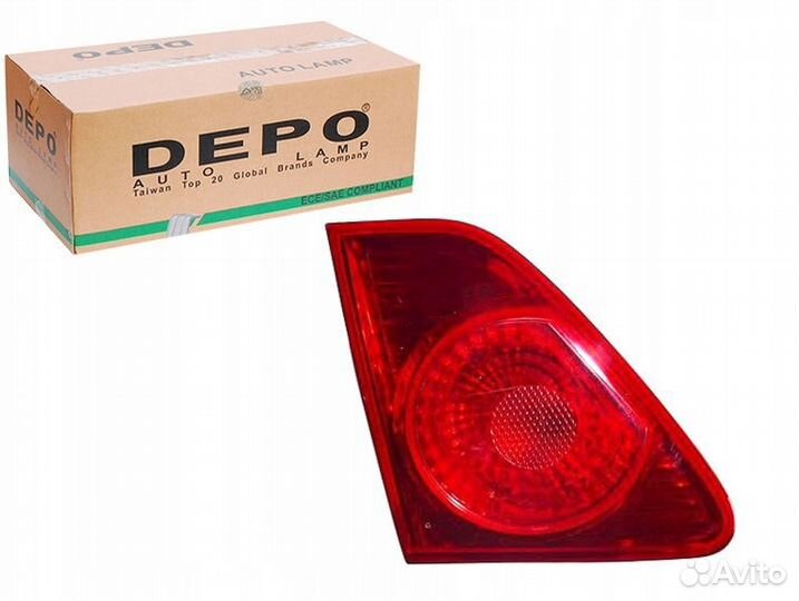 Фонарь в крышку багажника toyota corolla 06-10 LH