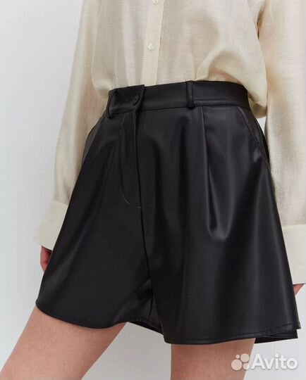 Новые шорты кожаные экокожа черные