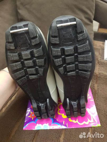 Ботинки для беговых лыж