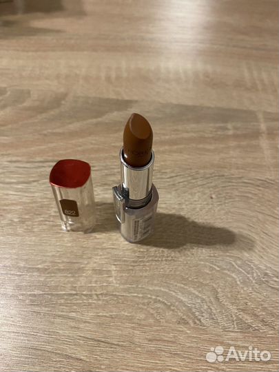 Помада Loreal