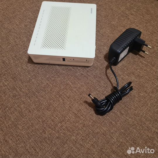 Оптический терминал роутер Ростелеком Huawei