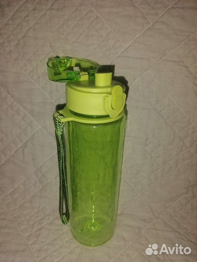 Бутылка для воды пластик