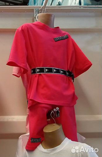 Новый костюм с велосипедками 6-8 лет