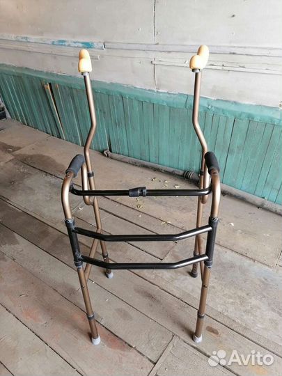 Продам ходунки