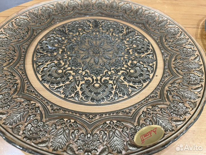 Большое блюдо и фруктовница двухяруснвя