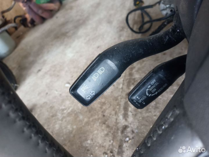 Подрулевые переключатели Vag Audi A8 D3