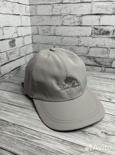 Бейсболка Loro Piana