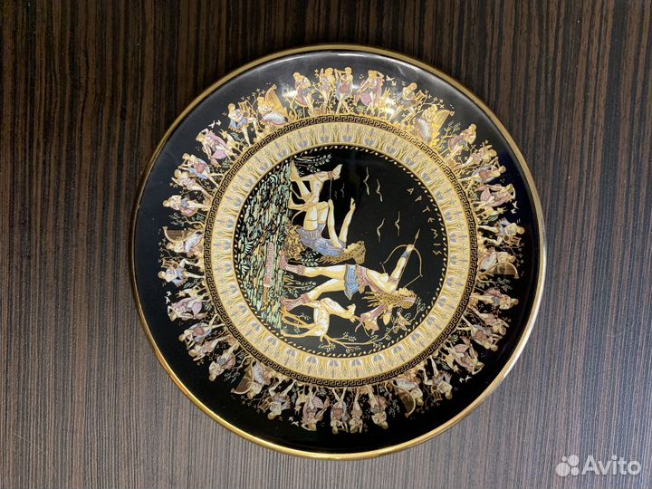 Тарелка коллекционная с позолочением