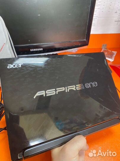 Нетбук acer Aspire One
