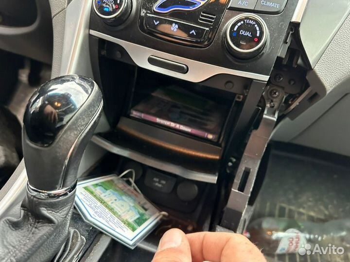 Бардачок Hyundai Sonata 6 YF 2.4 G4KK hybrid 2013