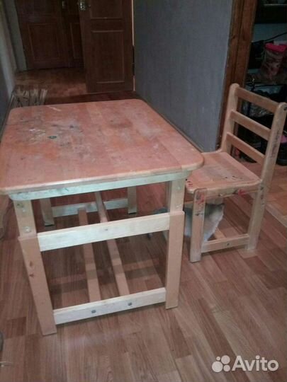 Стол и стул детские дерево. Отличное качество