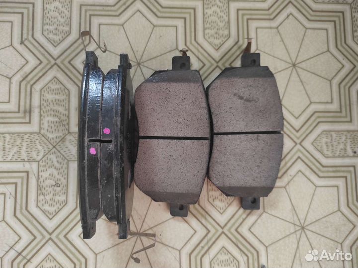 Тормозные колодки передние Nissan/Infiniti ориг