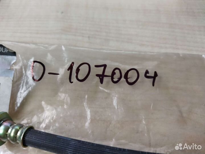 Шланг тормозной передний правый Nissan Almera