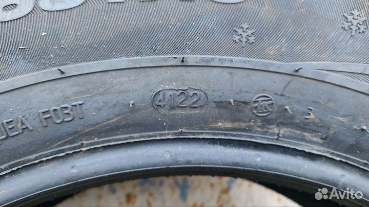 Viatti Bosco S/T V-526 215/65 R16