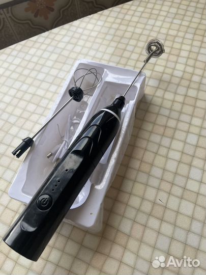 Капучинатор электрический и вспениватель молока