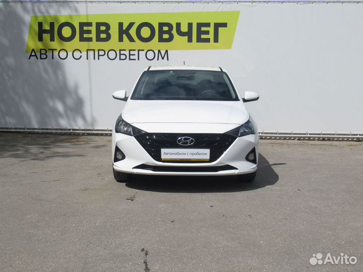 Hyundai Solaris 1.6 AT, 2022, 5 600 км