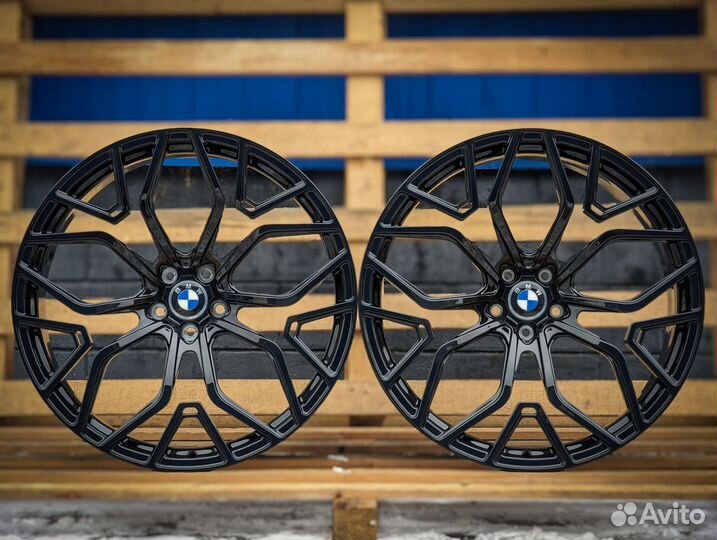 Кованые диски GT Forged R22 на BMW X5,X6,X7