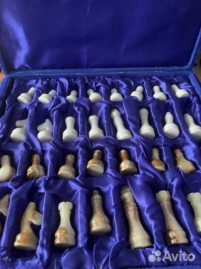 Шахматы из оникса