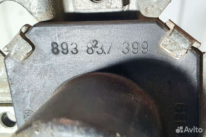 Стеклоподъемник передний правый механич. Audi 80