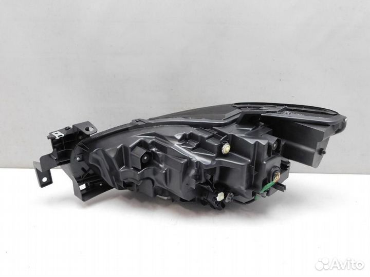 Фара правая Mazda Mazda6