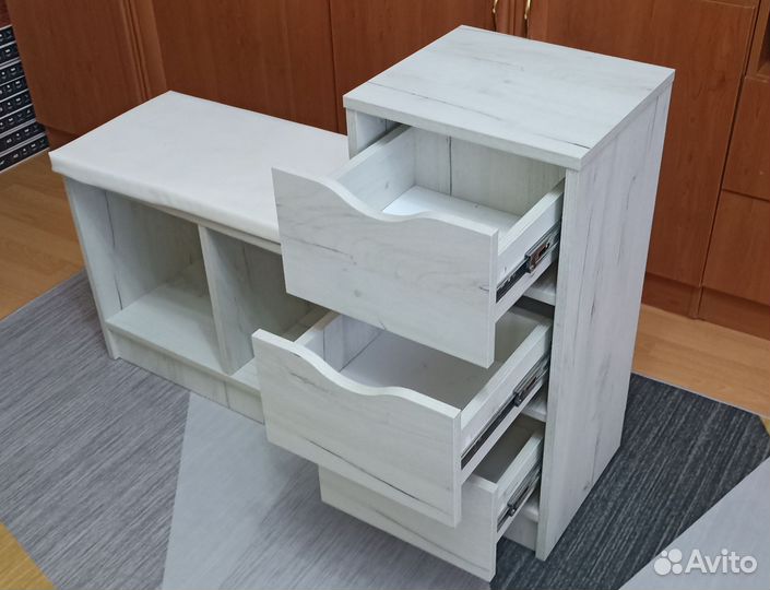 Тумба в прихожую