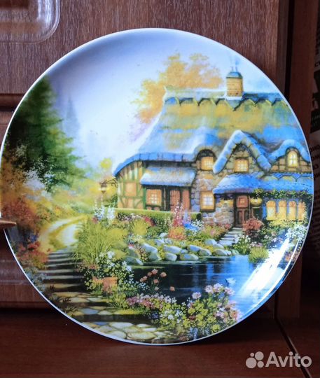 Тарелка декоративная на стену