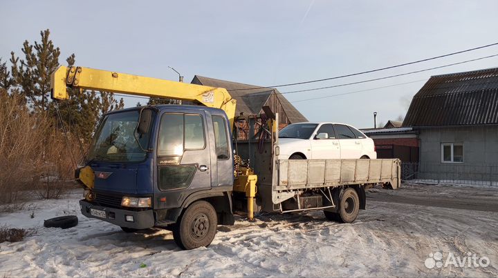 Водитель с личным грузовым авто с кму