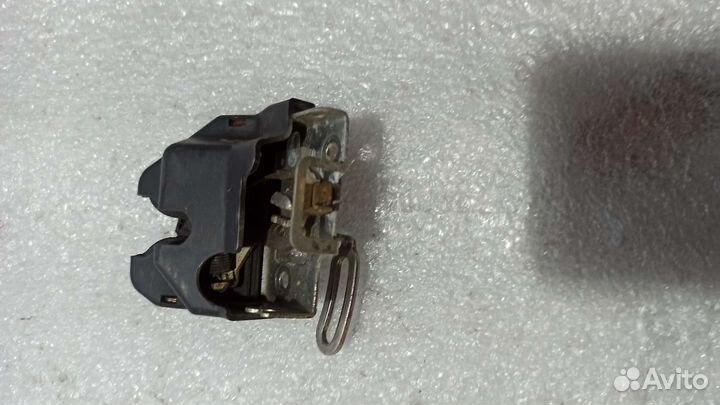 Замок багажника Honda civic 8