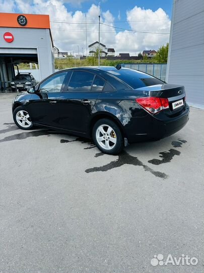 Chevrolet Cruze 1.6 МТ, 2011, 140 000 км