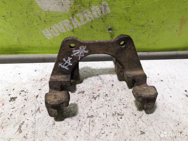 Скоба суппорта заднего бмв Х3 Е83 04-10