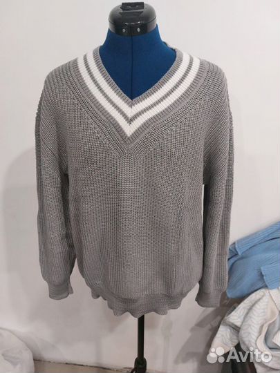 Пуловер женский новый