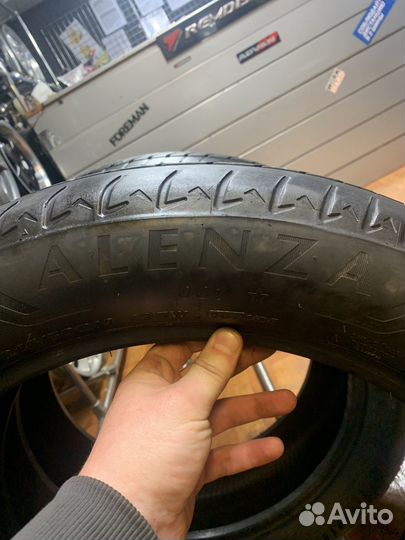 Bridgestone Alenza 001 245/50 R19 105Y