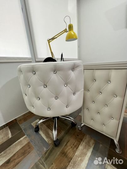 Стол для маникюра