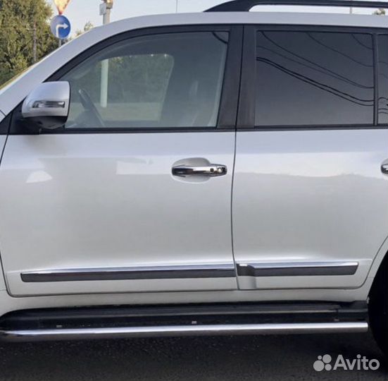 Пороги land cruiser 200