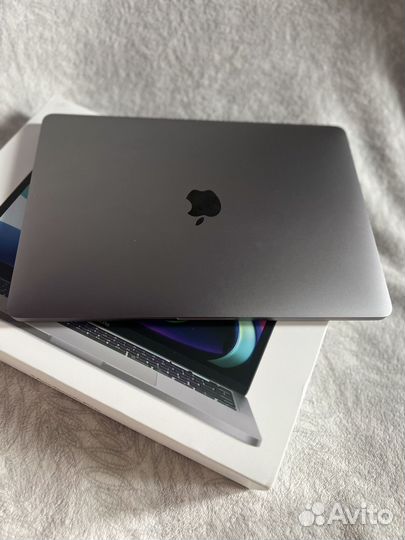 Apple MacBook Pro 13 M1