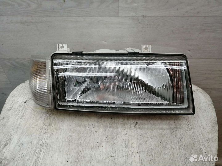 Фара правая Skoda Felicia 1998-2001