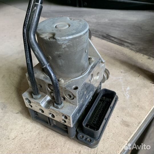 Блок ABS Audi A8 D4/4H 4H0907379C