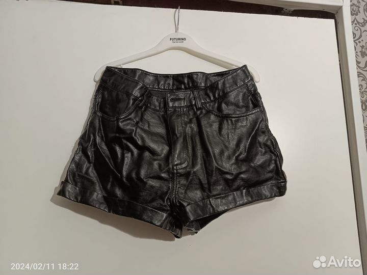 Платье, шорты кожанные