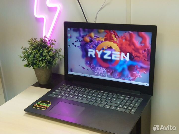 Игровой Lenovo Ryzen 5/ AMD Vega и 540/ SSD