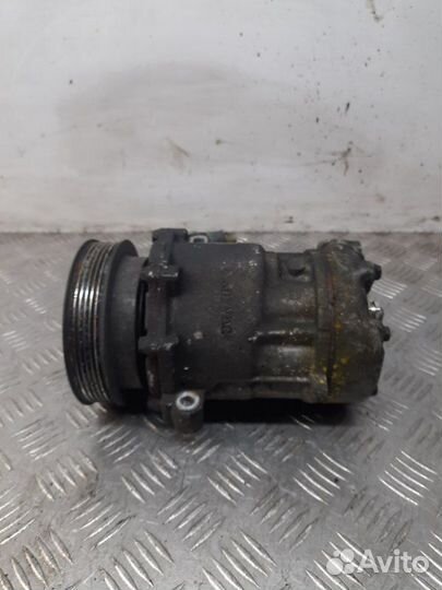 Компрессор кондиционера Rover 45 хэтчбэк 5 дв. 2.0