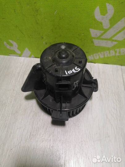 Моторчик печки Пежо 307