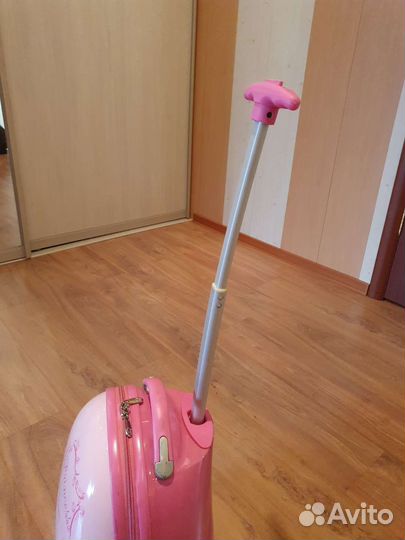 Детский чемодан