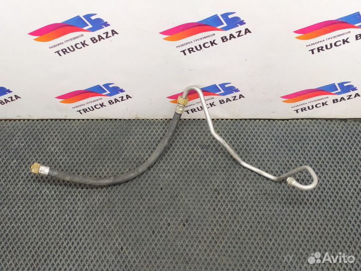 81512010415 Шланг тормозной передний левый