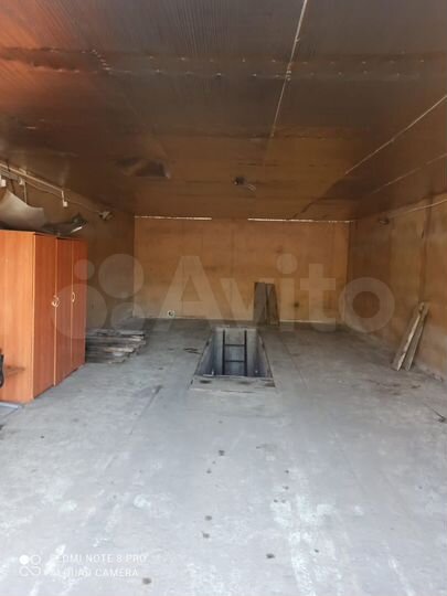 Гараж, > 30 м²