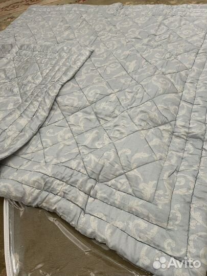 Одеяло шерстяное