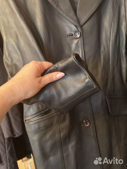 Кожаный жакет