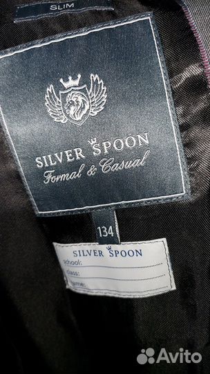 Костюм для мальчика 134 р Silver spoon