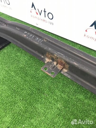 Усилитель бампера передний Volkswagen Tiguan 5N