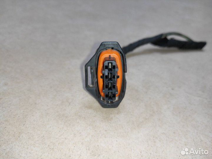 Разъем электрический Opel Zafira A Z18XE 2002