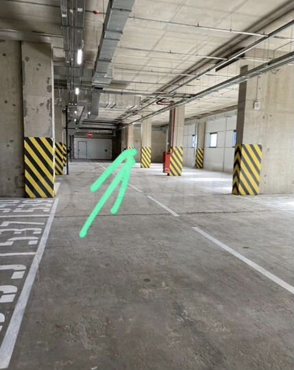 Машиноместо, 13 м²